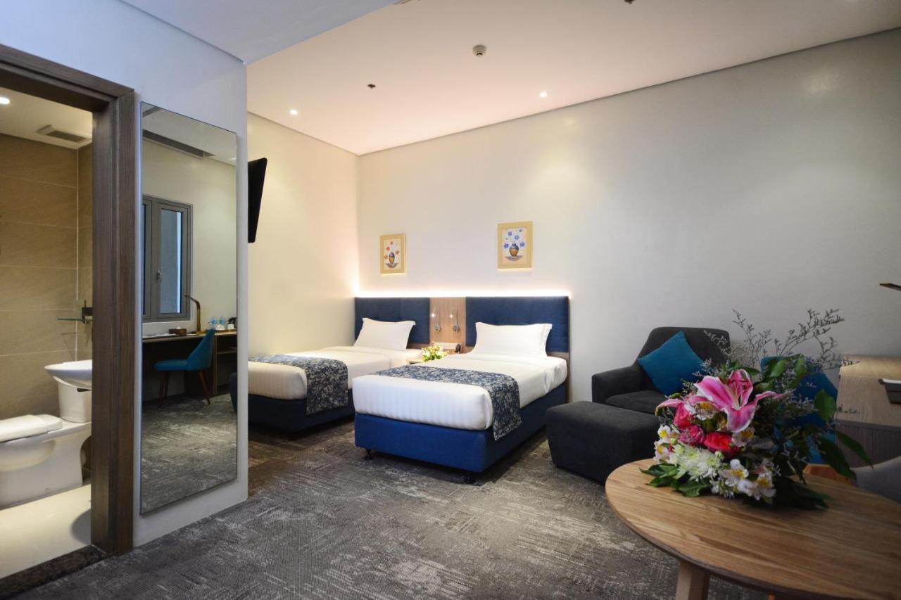 Blue Lotus Hotel Davao City Extérieur photo