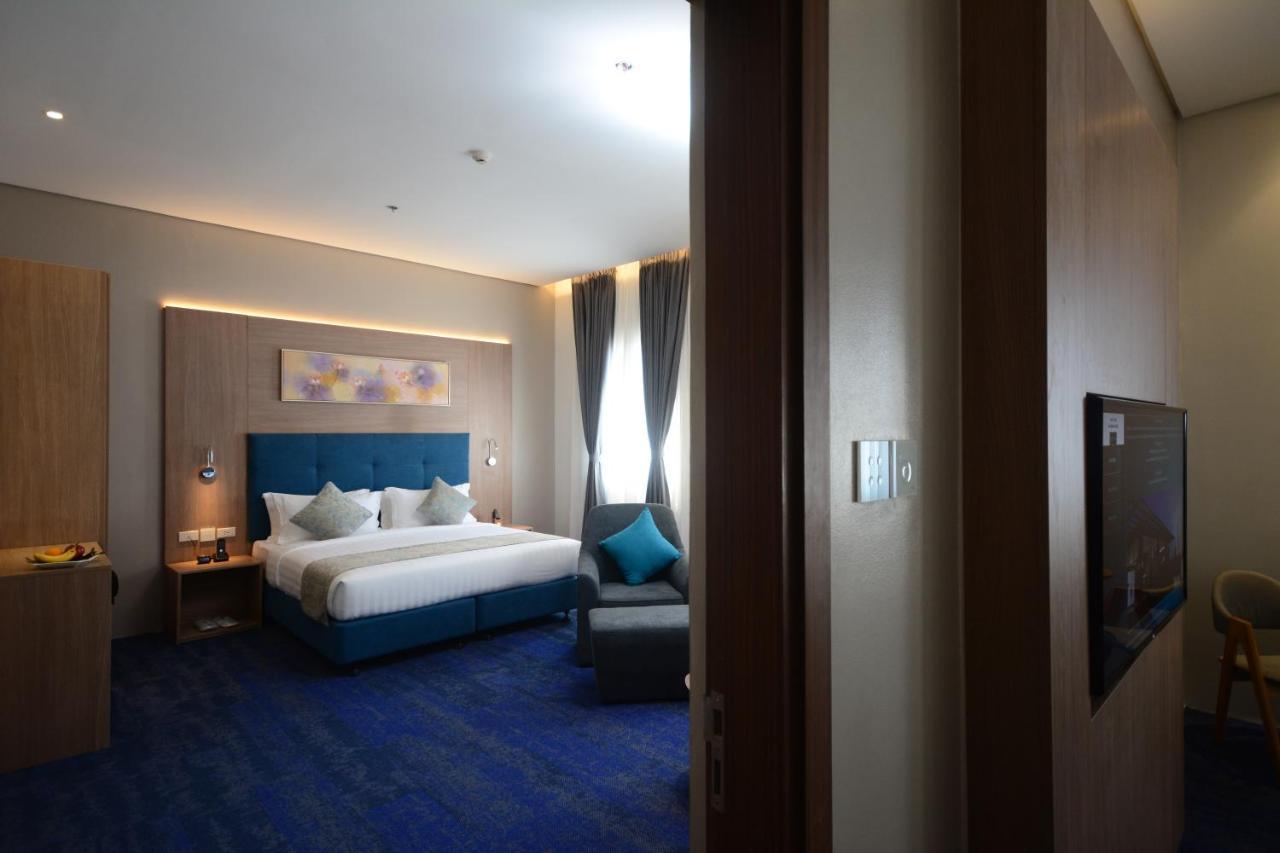 Blue Lotus Hotel Davao City Extérieur photo
